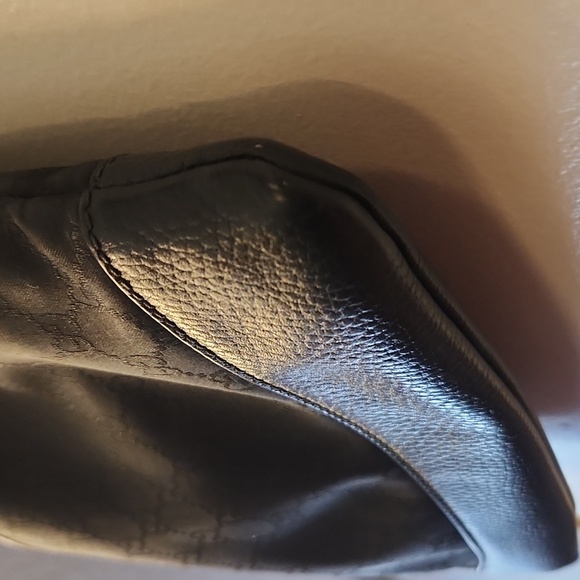 Gucci Black Crossbody - Picture 6 of 12